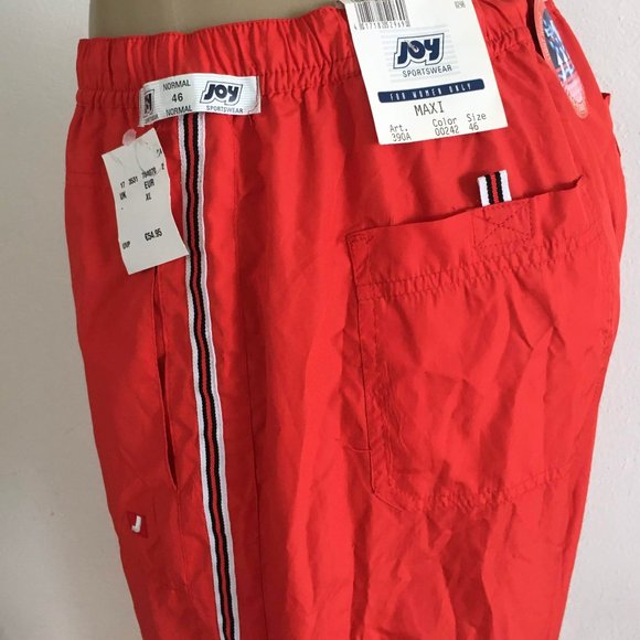 JOY Sportwear Capri Large side Stripes Lined Red - Picture 1 of 8